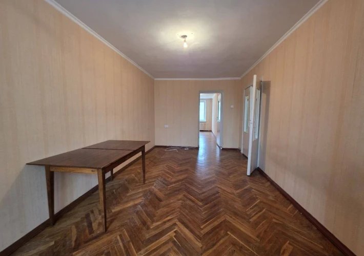 Parc Avgan! Sec. Riscani, str. Miron Costin. 2 camere. Bilaterala! Necesita Reparatie!!!7