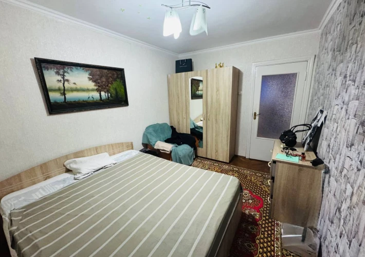 Sec. Riscani, bd. Moscova. 3 camere. Prima Linie. Parc Avgan! Reparat si Mobilat! Bilaterala!!!5