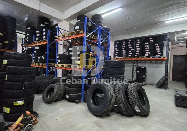 Chirie - Depozit, centru, 290 m², tavane 4.5 m2