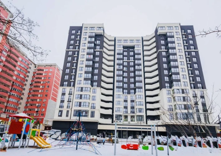 Bloc Nou! Ecovzor în complexul Premium Residence! Sec. Riscani, Posta Veche, str. Iazului. 2 camere + living. Varianta Alba! Priveliste Panoramica!!!1