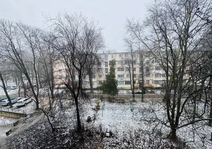 Parc! Sec. Riscani, str. Florilor. 2 camere + Living. Euroreparatie!!!3