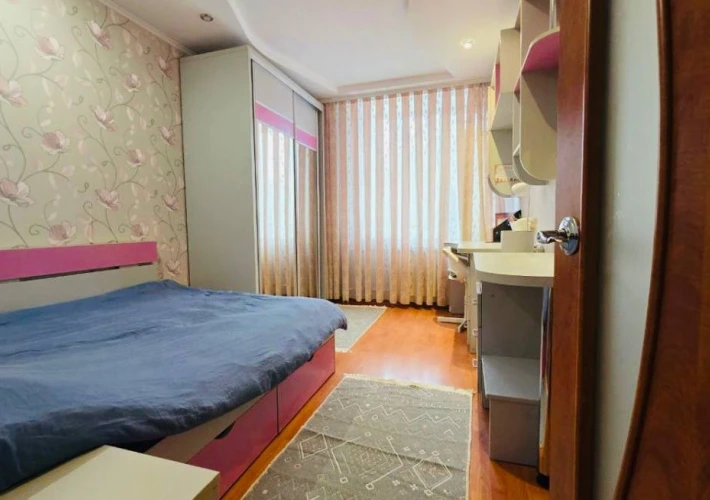 Parc Avgan. Sec. Riscani, str. Miron Costin. 3 camere! Euroreparatie!!!6