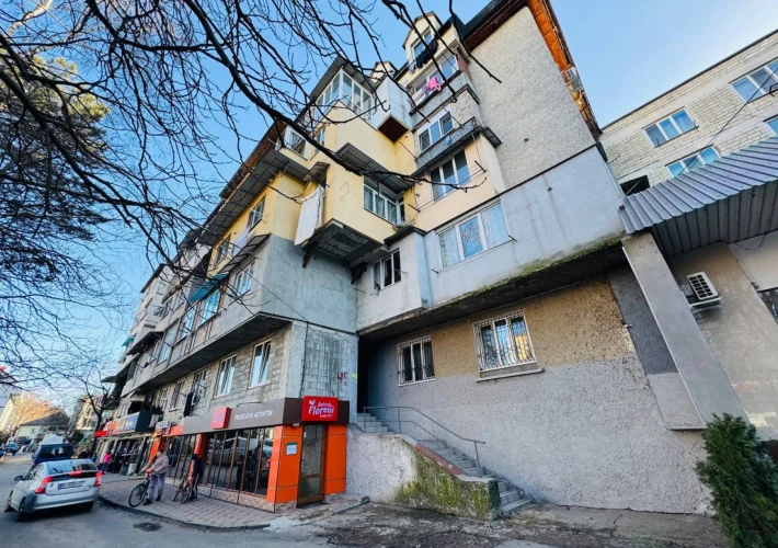 Sec. Buiucani, Str. Calea Ieșilor. Vis-a-Vis de parcul La Izvor!!!5