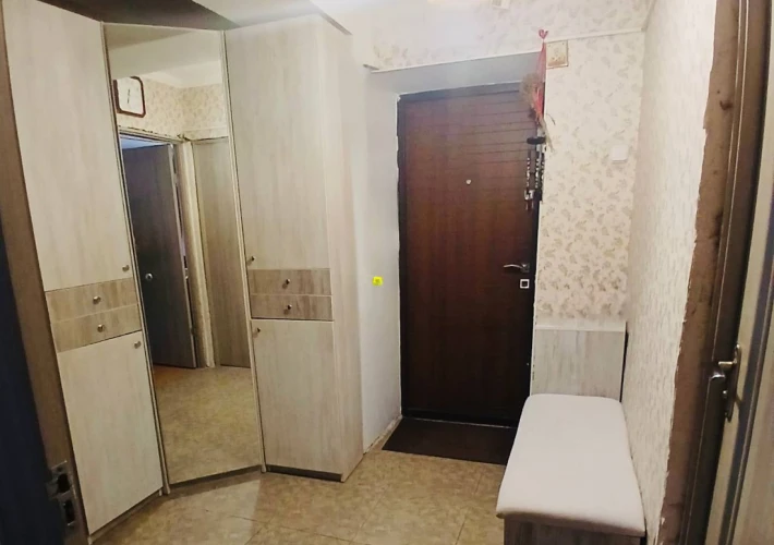 Prima Linie!!! Serie 102! Sec. Poșta Veche, str. Iazului. 3 camere! Reparație cosmetică! Bilateral!!!2