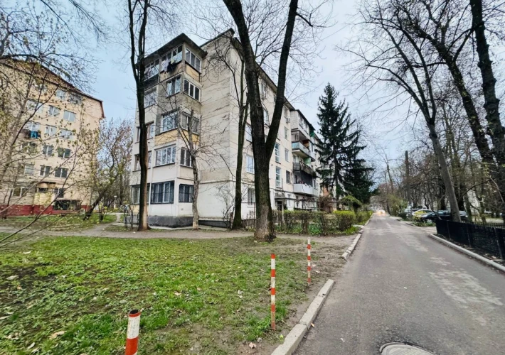 Parc Avgan! Sec. Riscani, str. Miron Costin. 2 camere + living. Bilaterala! Euroreparatie!!!15