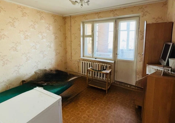 Sec. Botanica, bd. Traian. 3 camere. Bilaterală. Necesită reparație!!!5