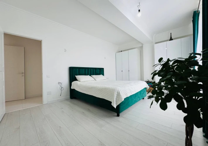 Bloc Nou! Inamstro. Parc! Apartament cu 2 camere. Euroreparație. Mobilat complet! Priveliște superbă!!!7