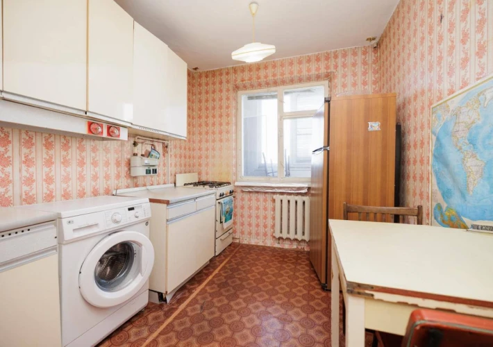 Parc! Sect. Rîșcani, str. Miron Costin. 1 cameră. Necesită reparație! Priveliște spre pădure!!!7