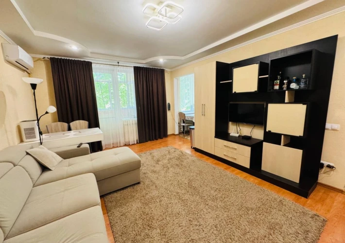 Parc Avgan. Sec. Riscani, str. Miron Costin. 3 camere! Euroreparatie!!!1