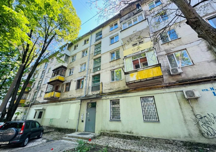 Parc Avgan. Sec. Riscani, str. Miron Costin. 3 camere! Euroreparatie!!!2