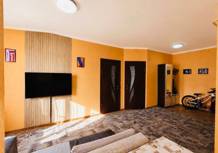 Parcul Boris Glavan! Sector Râșcani, str. Nicolae Dimo. 2 camere + living. Reparat și mobilat. Încălzire autonomă!!!2