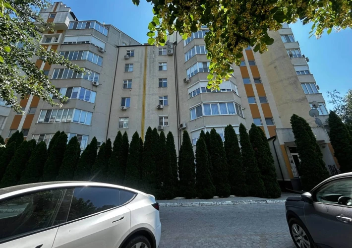 Bloc Nou! Tenadrium. Parc UTM. 2 camere + living. Euroreparație! Sector Rîșcani, str. Academician Sergiu Rădăuțanu!!!11