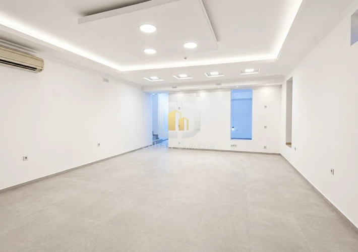 Spațiu comercial de închiriat – Centru, str. Alexandru cel Bun 986