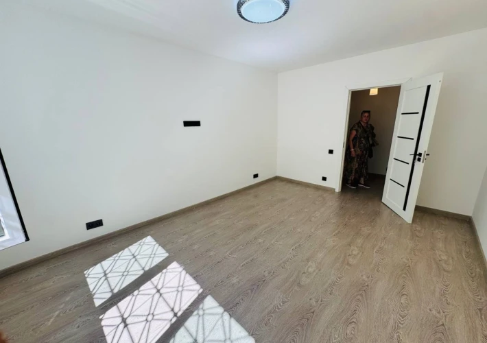 Serie Individuală!!! Sector Rîșcani, bd. Moscova. 2 camere. Prima linie. Parc Mezon! Euroreparație!!!5