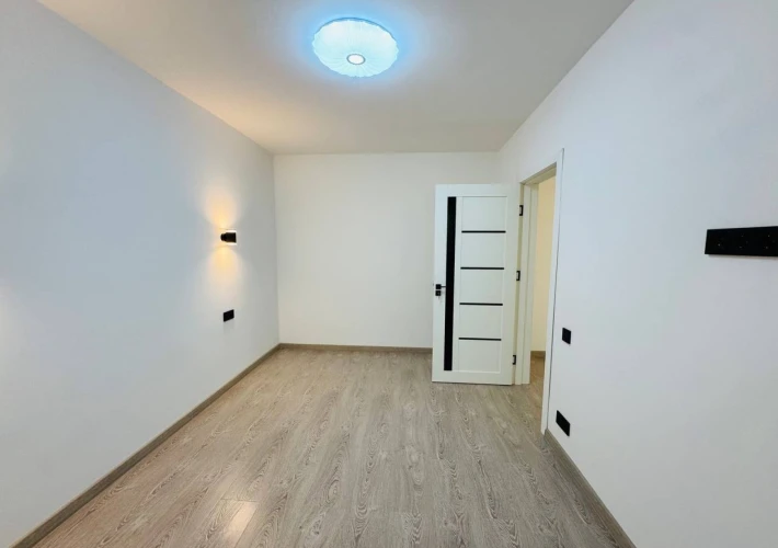 Serie Individuală!!! Sector Rîșcani, bd. Moscova. 2 camere. Prima linie. Parc Mezon! Euroreparație!!!3