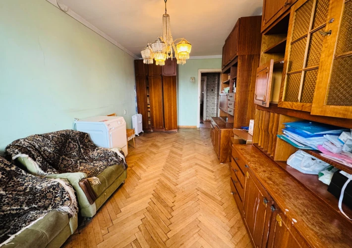 Prima Linie! Sec. Botanica, bd. Traian. Serie Varnita. 3 camere. Bilaterală. Reparație medie!!!10