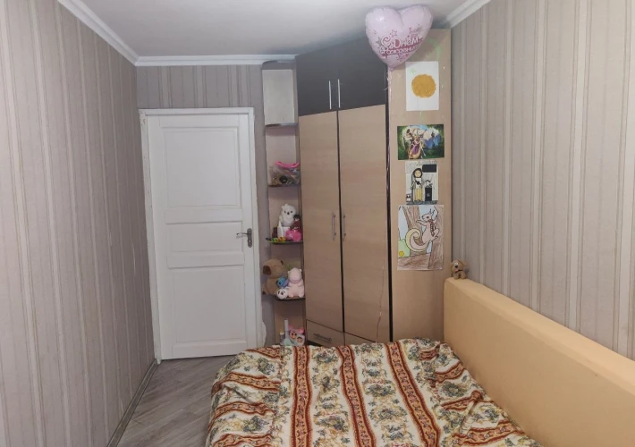 Oferim spre vânzare un apartament spațios, situat în sectorul Rîșcani, pe strada Dmitrie Rîșcanu.10