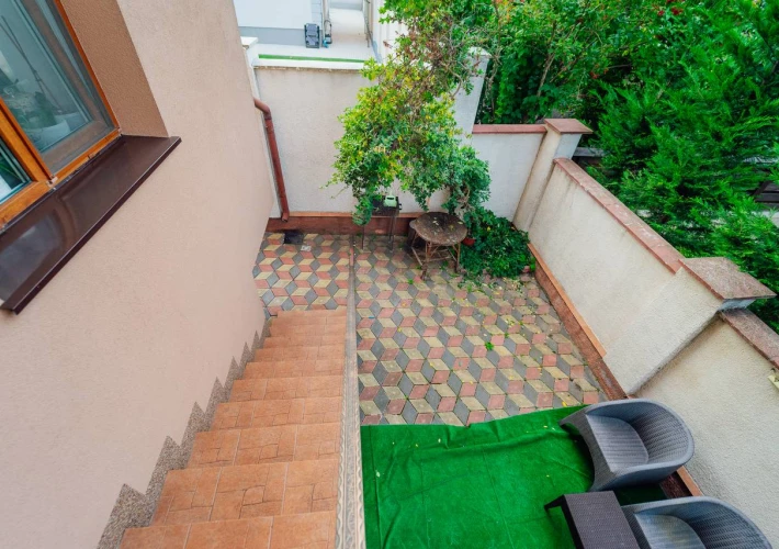 Chirie | TownHouse | Stauceni8