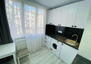 Spre vânzare cameră în cămin familial, situată în sectorul Ciocana, str. Maria Drăgan.9