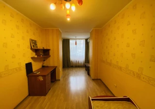 Spre vânzare se oferă apartament cu 2 camere din sect. Râșcani, str. Florilor.3