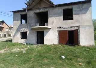Se vinde casa nefinalizata in Maximovca, la 15 km de Chisinau4