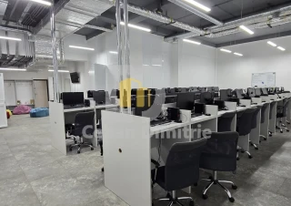 Chirie oficiu spațios pregătit pentru activitate!4