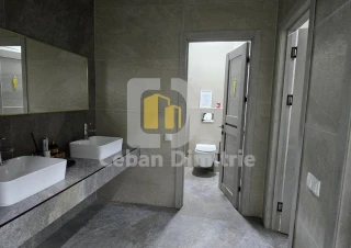 Chirie oficiu spațios pregătit pentru activitate!11