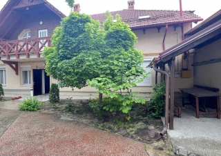 casa+garaj+beci7