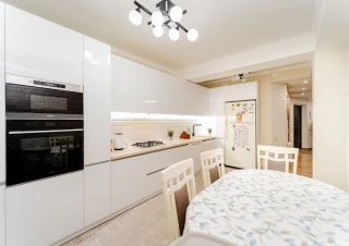 Bloc Nou! «Tomaili-ARGO»! Sec. Ciocana, bd. Mircea cel Batrin. 2 camere + living. Euroreparatie!!!6