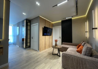 Bloc Nou! Lagmar Impex „Cornești Residence”! 2 camere + living. Euroreparatie. Priveliste Superba!!!