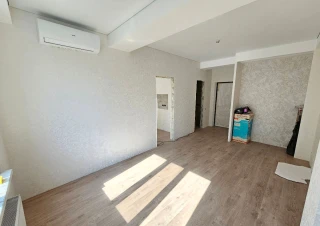 Se vinde apartament cu 1 camera + living, amplasat în sec. Râșcani, pe str. Andrei Saharov.2
