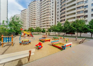 Se vinde Penthouse cu 3 camere în complexul ExFactor Sadoveanu. Ciocana2