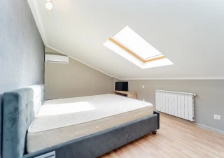 Se vinde Penthouse cu 3 camere în complexul ExFactor Sadoveanu. Ciocana9