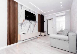 Parc Avgan! Sec. Riscani, str. Miron Costin. 2 camere + living. Bilaterala! Euroreparatie!!!