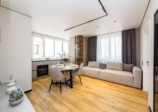 Vând apartament cu 3 camere separate și living,or.Durlești, str.Dimo 89(Premier Fitness ,Linella).5