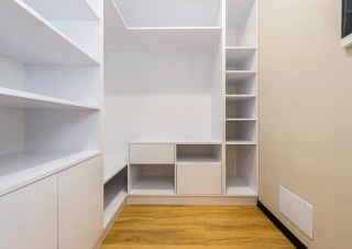 Vând apartament cu 3 camere separate și living,or.Durlești, str.Dimo 89(Premier Fitness ,Linella).11