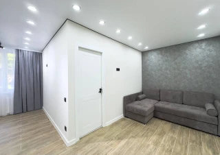 Sec. Riscani, str. Andrei Doga! Apartament cu 2 camere + living! Euroreparatie! Mobilat Complet! Parc!!!12