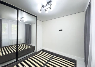 Sec. Riscani, str. Andrei Doga! Apartament cu 2 camere + living! Euroreparatie! Mobilat Complet! Parc!!!15