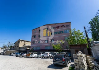 Cladire separata pentru investiții!13