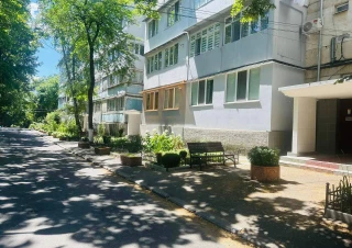 Parc Mezon! Serie Ceha! Sec. Riscani, str. Matei Basarab. 2 camere. Bilaterala! Reparatie Cosmetica!!!