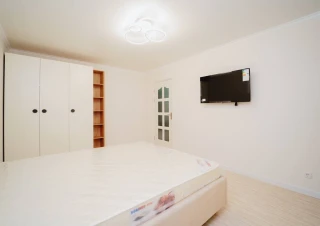Serie 135. 2 camere. Euroreparatie. Posta Veche, str. Calea Orheiului.9