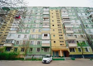 Serie 135. 2 camere. Euroreparatie. Posta Veche, str. Calea Orheiului.3