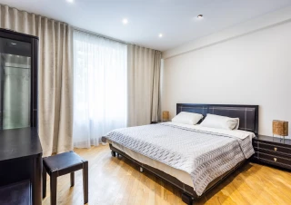 Chirie apartament ultracentral cu 3 dormitoare – str. Mihai Eminescu5