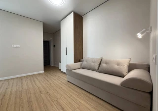 Parc. Sec. Riscani. 2 camere + living. Euroreparatie! Mobilat Complet!!!