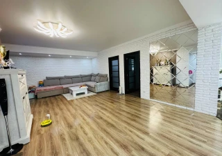 Bloc Nou! «Tomaili-ARGO»! Sec. Ciocana, bd. Mircea cel Batrin. 2 camere + living. Euroreparatie!!!2