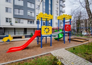 Bloc Nou! LAGMAR! Sec. Râșcani, str. Florilor. Apartament cu 2 camere, 69. 8 mp! Bilaterala! Varianta Alba!!!2