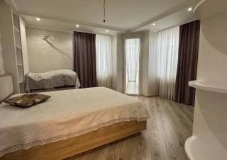 Sevacons! Bloc Nou! Str - la Studentilor, Posta Vechei, 2 camere + Living. Design Individual! Euroreparație! Mobilat!3
