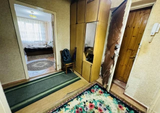 Spre chirie apartament în bloc serie 102, situat în sectorul Riscani, str. Miron Costin.9