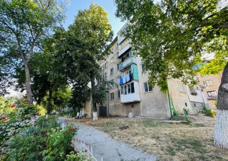 Posta Veche, str. Magda Isanos. 3 camere. Euroreparatie. Bilaterala!!!11
