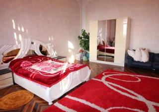 Casă cu 2 Nivele în zonă ecologică, 180 m. p+ 4,6 ari. Sec. Posta Veche!!!5